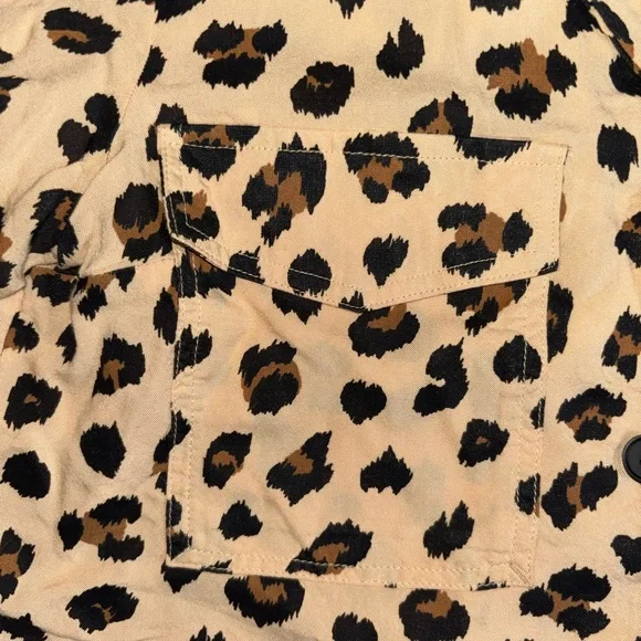 Leopard Print Women's Top - Picture 2 of 3